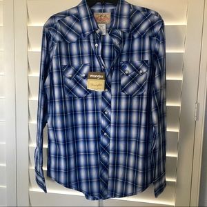 Blue Plaid Wrangler Button Up Shirt - Med - NWT
